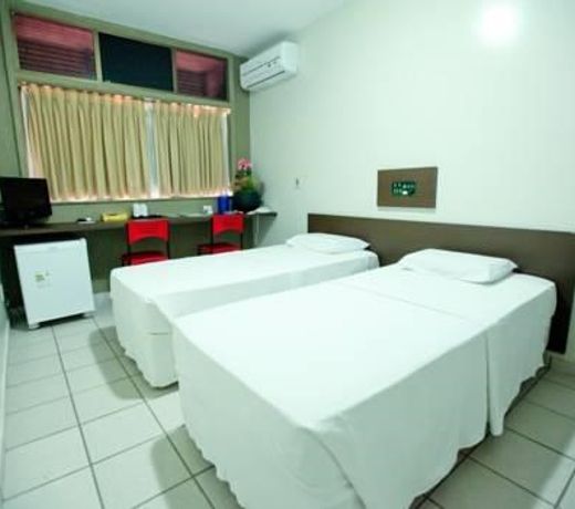 AL HOTEL