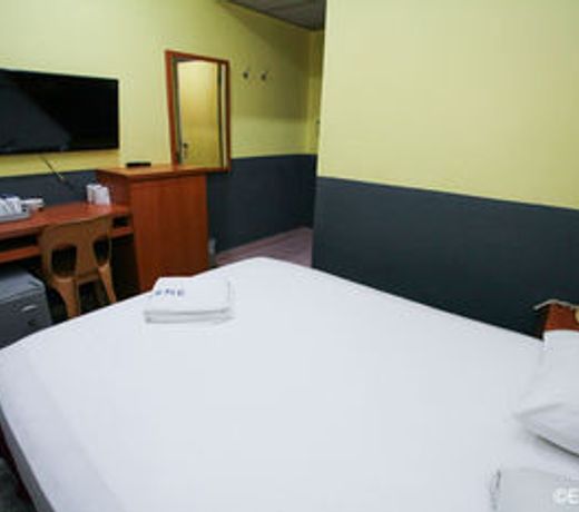 Darlene Hotel (SG Clean)