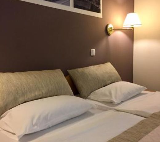 Hotel Leonardo