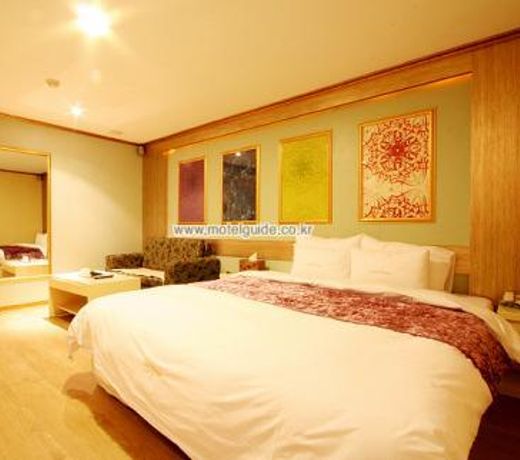 Suwon Guundong Ikkeulim Hotel