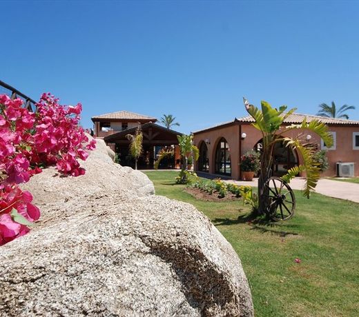Alma Resort