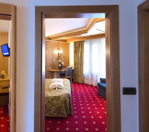 Alpen Hotel Corona