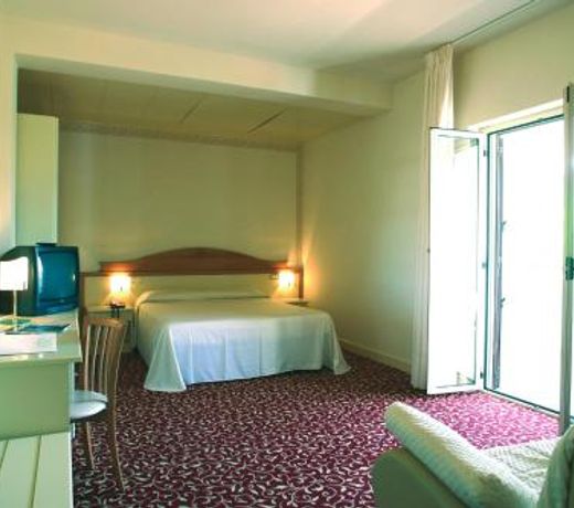 Hotel Le Ginestre Family & Wellness