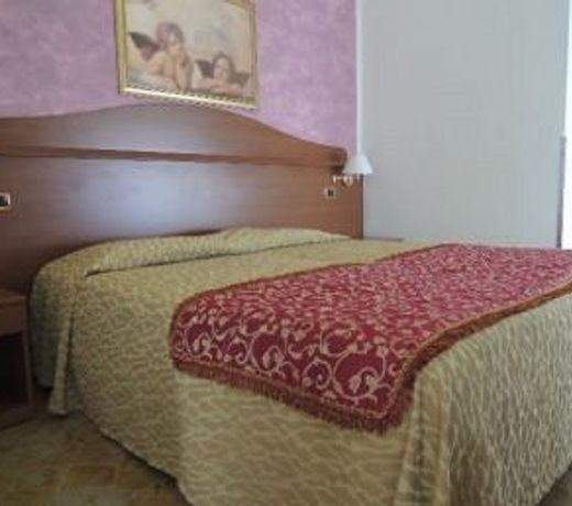 DOMUS HOTEL ADELE