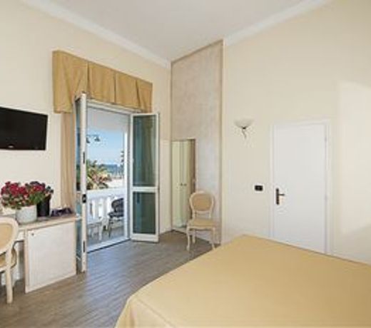 Hotel London