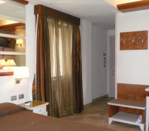 Hotel Eden