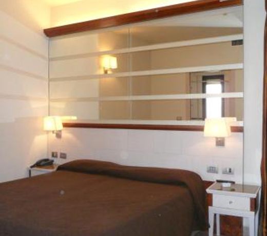 Hotel Eden