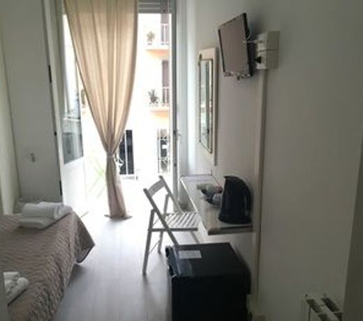 Hotel Chic