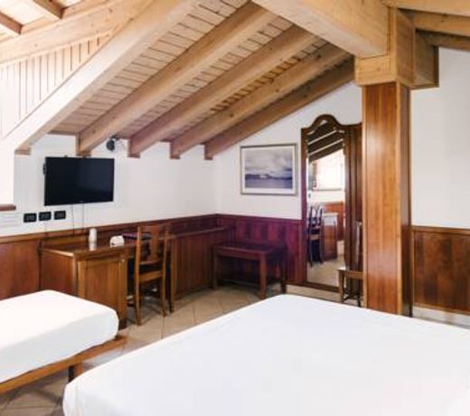 Hotel Ungheria Varese 1946