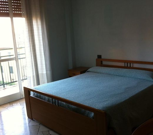 Hotel Mira