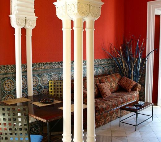 LA CASA AMARILLA
