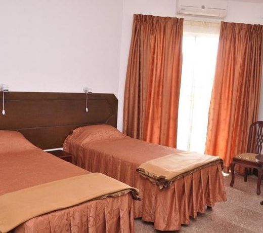 Lake Nest Bolgoda Resort