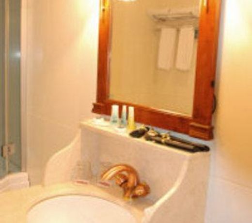 DAMASCUS AIRPORT HOTEL