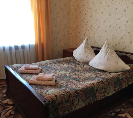 Rizopolozhenskaya Hotel