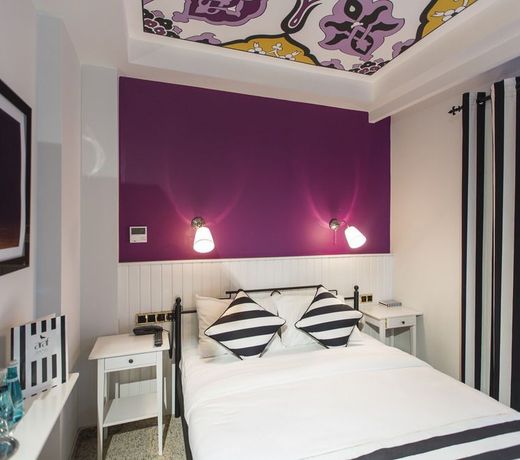 Araf Hotel