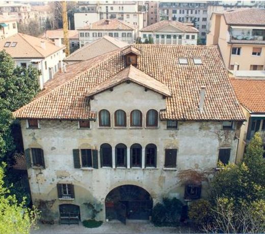 Palazzo Raspanti