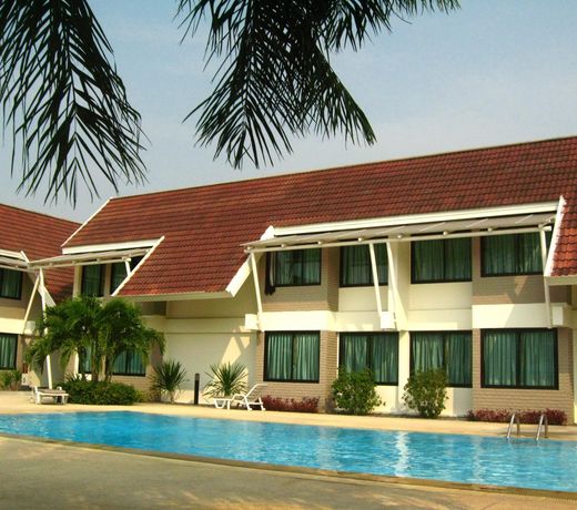 Hotel Tropicana Pattaya - SHA Extra Plus by D N A