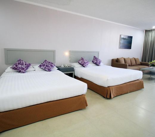 Hotel Tropicana Pattaya - SHA Extra Plus by D N A