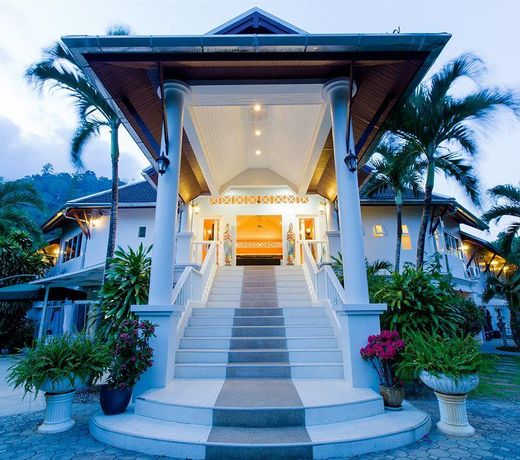 Serenity Lakeside Resort