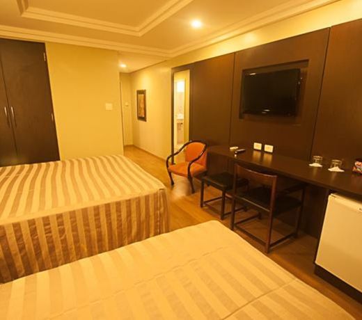 Hotel Plaza Apolo