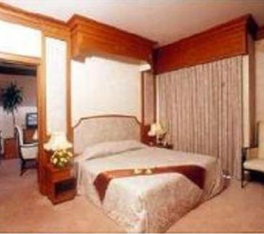 SINTHAVEE HOTEL