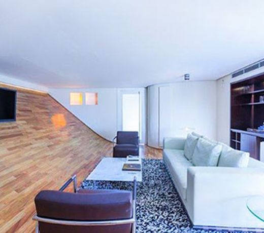 Hotel Unique