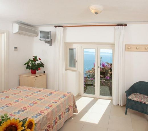 Hotel Capo D'Uomo