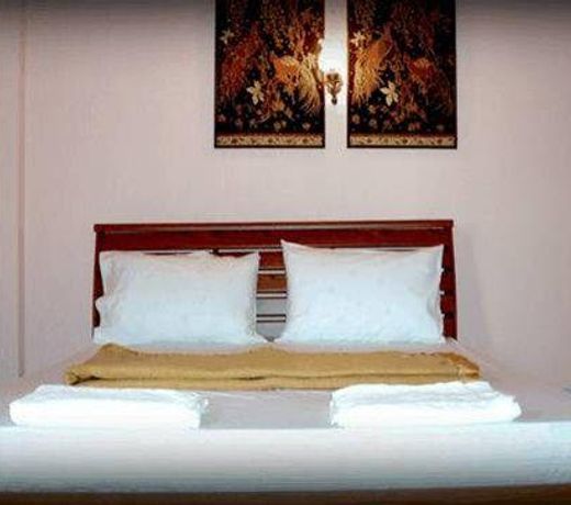 D's Corner & Guesthouse