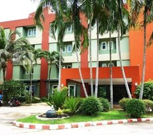 Phuket Ecozy Hotel