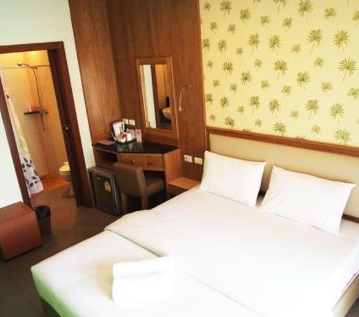 Phuket Ecozy Hotel