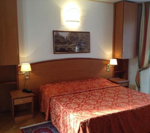 Hotel Saini
