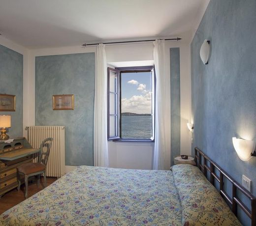 Villa Toscanini