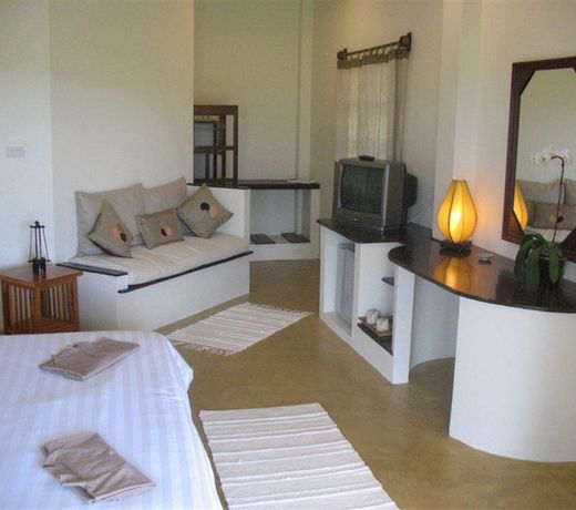 Maekok River Village Resort
