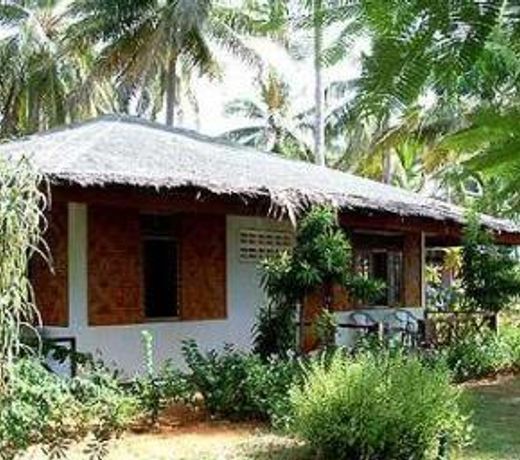Sukorn Beach Bungalows