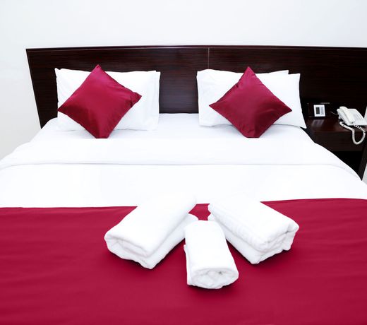 Grand Square Hotel