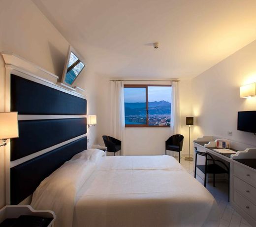 Hotel Bristol