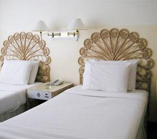 Dhevaraj Hotel