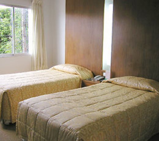 Dhevaraj Hotel