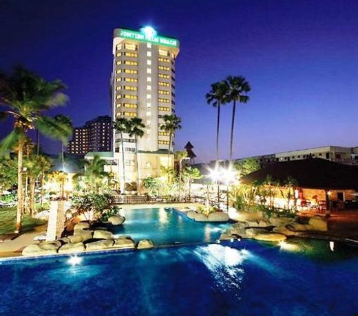 Jomtien Palm Beach Hotel and Resort - SHA Extra Plus