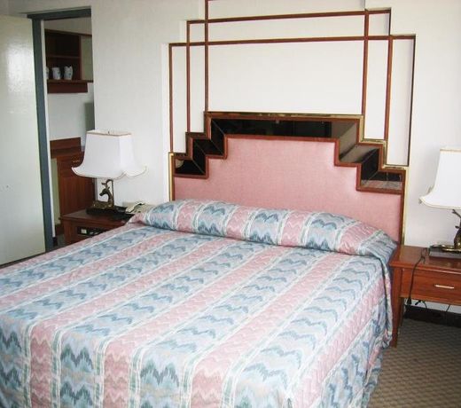 Pinnacle Wangmai Satun Hotel