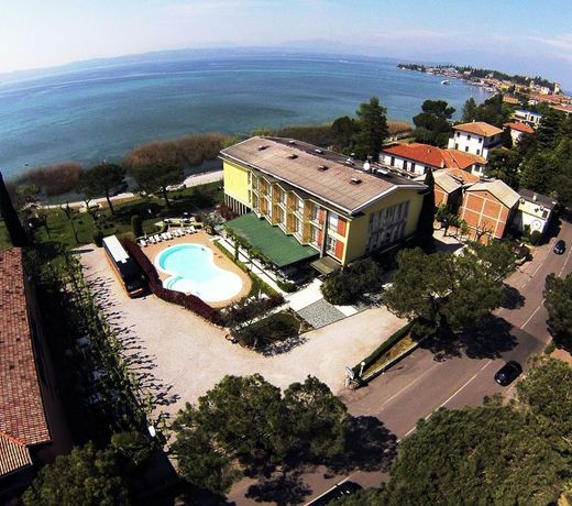 Hotel Miramar