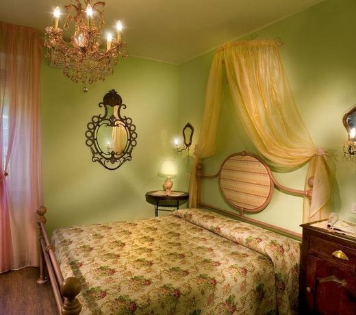 Hotel Serenella