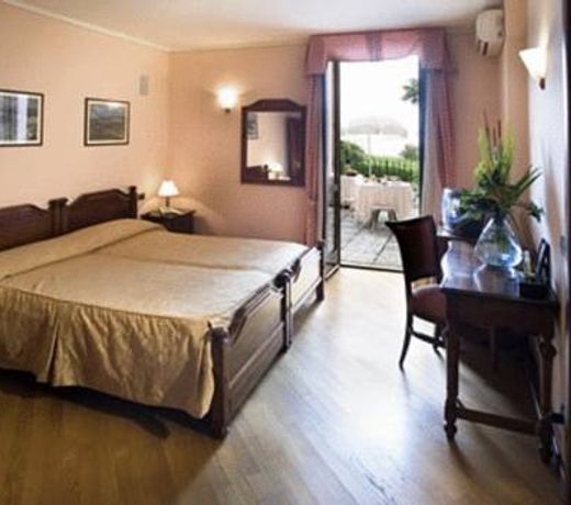 Hotel Pace