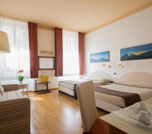 Piazza Paradiso Accommodation