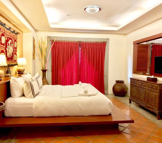 Nirvana Boutique Suites
