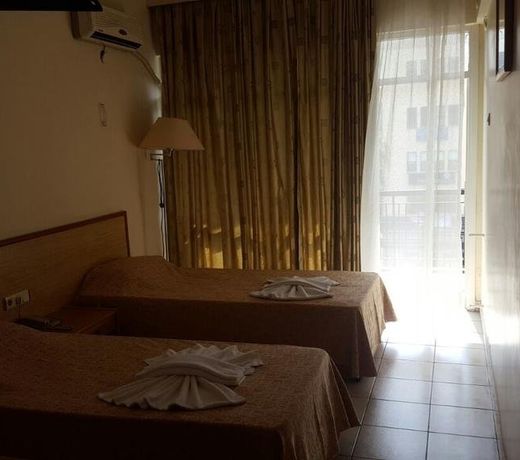 Guvenir Hotel
