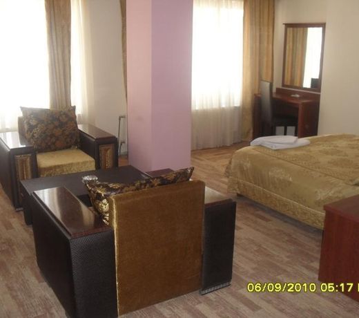 Van Yakut Hotel