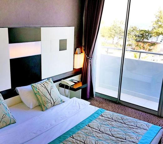 Blue Garden Hotel