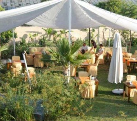 Partmezzo Apart Hotel