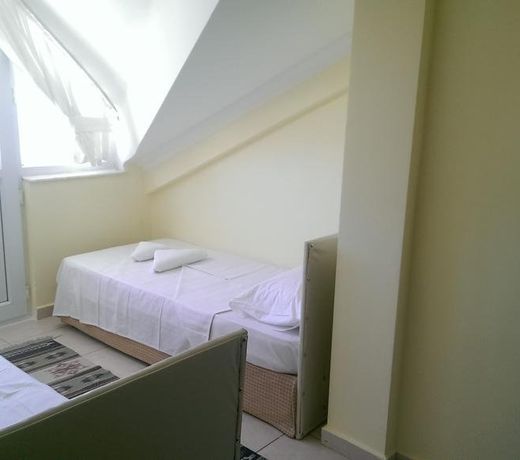 Partmezzo Apart Hotel